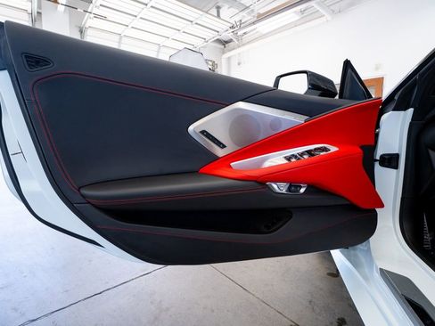 Used 2023 Chevrolet Corvette Stingray Preferred Conv w/ Battery Protection Package RWD image 27