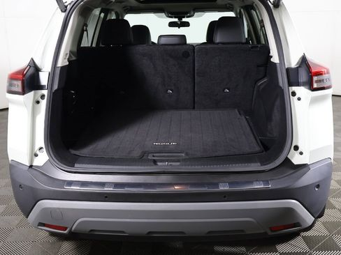 Used 2023 Nissan Rogue SV w/ SV Premium Package image 15