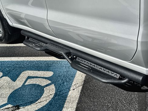 Used 2023 Chevrolet Silverado 1500 LTZ w/ Technology Package image 35