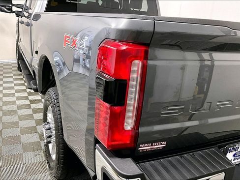 Used 2025 Ford F250 XLT w/ 360-Degree Camera Package image 29