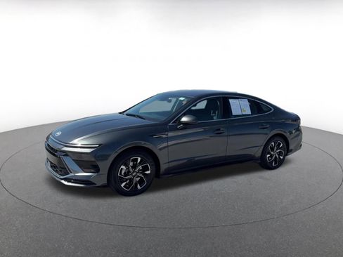 Used 2025 Hyundai Sonata SEL FWD image 8