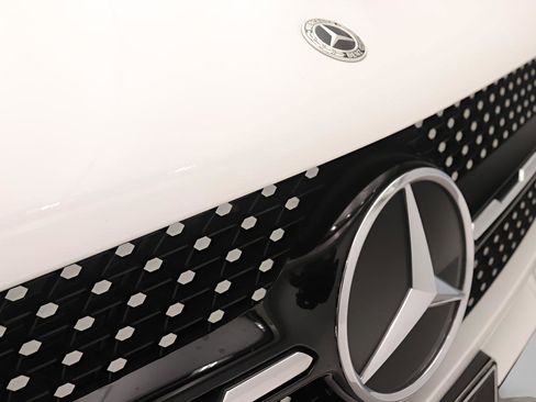 Used 2022 Mercedes-Benz GLC 300 image 25