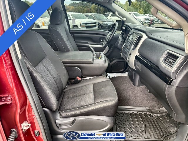 Used 2017 Nissan Titan SV AWD/4WD image 29