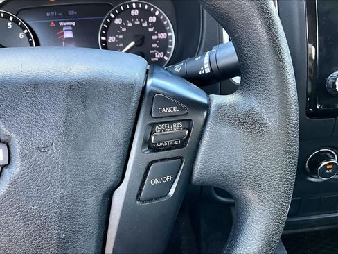 Certified 2022 Nissan Frontier SV RWD image 23