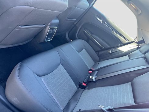 Used 2023 Chrysler 300 Touring w/ Sport Appearance Package image 22