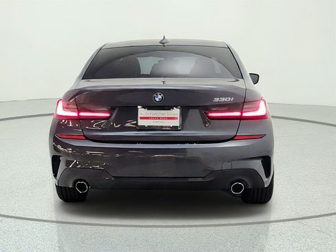 Used 2020 BMW 330i Sedan w/ M Sport Package RWD image 6