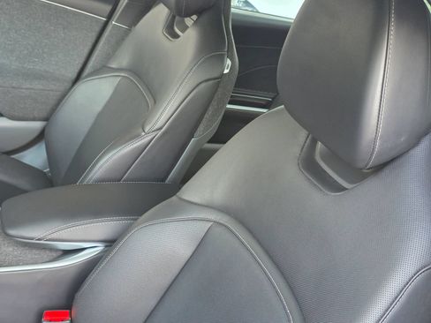Used 2024 Lucid Air Touring AWD/4WD image 28