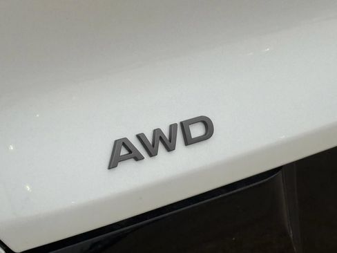 New 2026 Nissan Murano Platinum AWD/4WD image 9