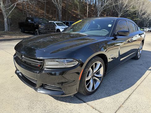 Used 2015 Dodge Charger R/T w/ Wheels & Tunes Group image 3