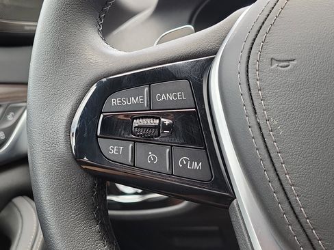 Used 2023 BMW 530i w/ Premium Package RWD image 25