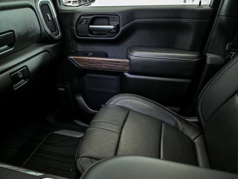 Used 2021 Chevrolet Silverado 1500 High Country AWD/4WD image 26