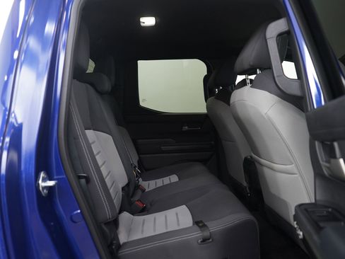 Used 2024 Toyota Tacoma TRD Sport image 12