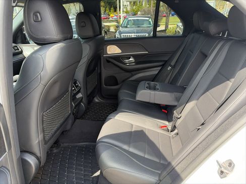 Used 2023 Mercedes-Benz GLE 350 4MATIC image 9