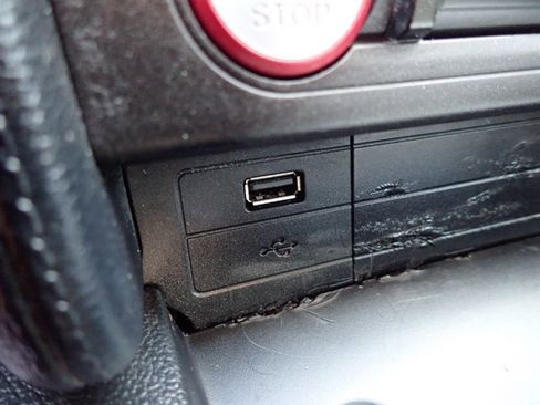 Used 2018 Ford Mustang Coupe image 17