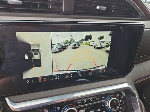 Used 2025 GMC Sierra 2500 Denali w/ Denali Reserve Package AWD/4WD image 15