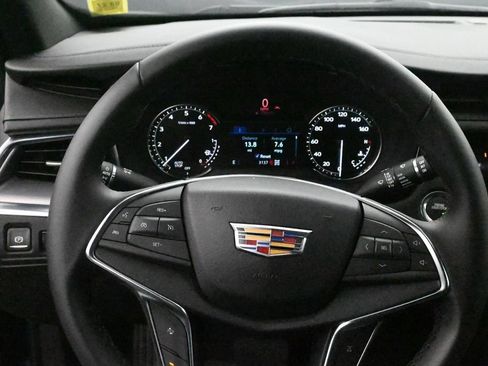Used 2026 Cadillac XT5 Luxury AWD/4WD image 9