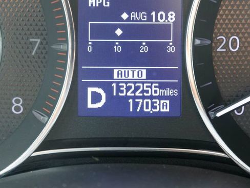 Used 2018 Nissan Armada Platinum w/ Captain Seat Package AWD/4WD image 43
