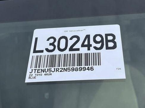 Used 2022 Toyota 4Runner SR5 Premium w/ Moonroof Package AWD/4WD image 6