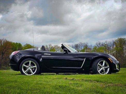 Used 2007 Saturn Sky Red Line RWD image 3