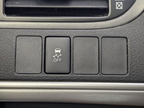 Used 2013 Toyota Camry SE FWD image 30