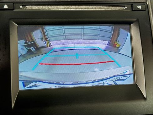 Used 2017 Toyota Camry SE FWD image 30