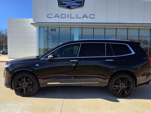 Used 2020 Cadillac XT6 Premium Luxury image 2