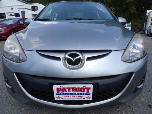 Used 2012 MAZDA MAZDA2 Touring FWD image 2