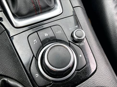 Used 2015 MAZDA MAZDA3 s Grand Touring w/ Technology Package image 36