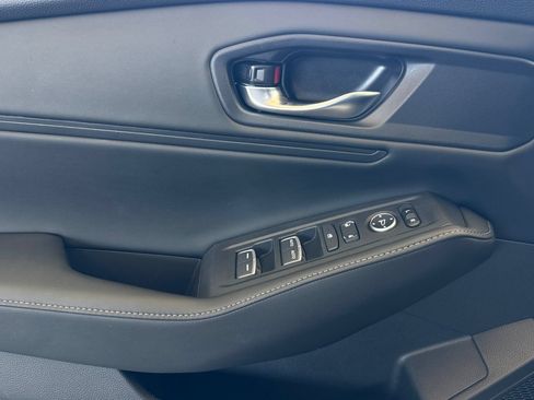 Used 2023 Honda Accord Sport image 11