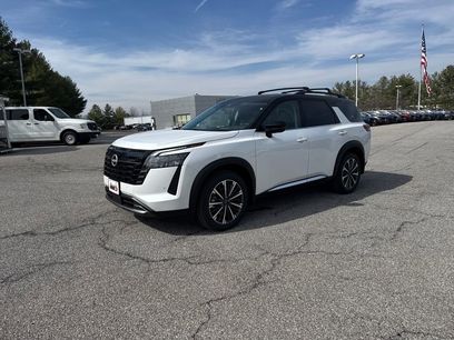 New 2026 Nissan Pathfinder Platinum