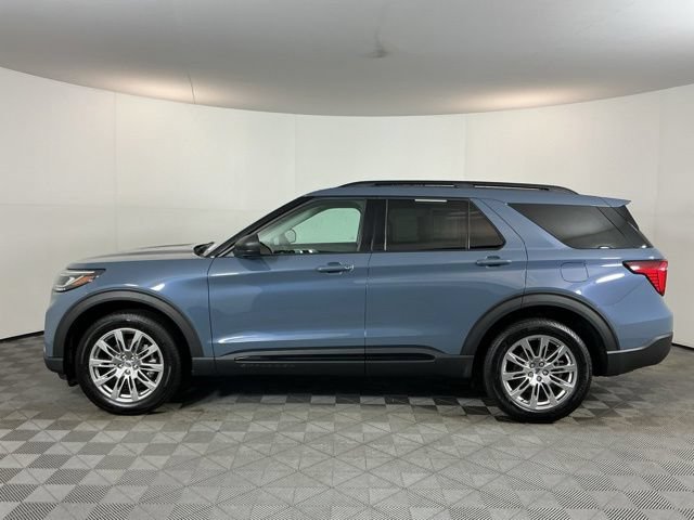 Used 2026 Ford Explorer Active w/ Active Comfort Package AWD/4WD image 8