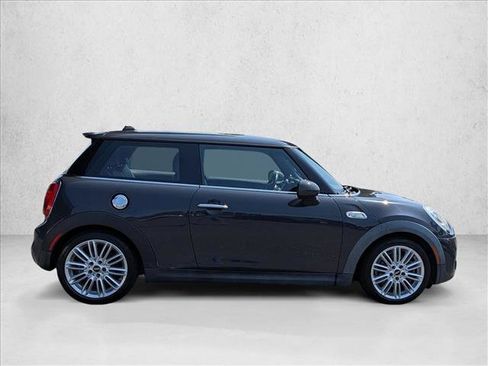 Used 2017 MINI Cooper S FWD image 4
