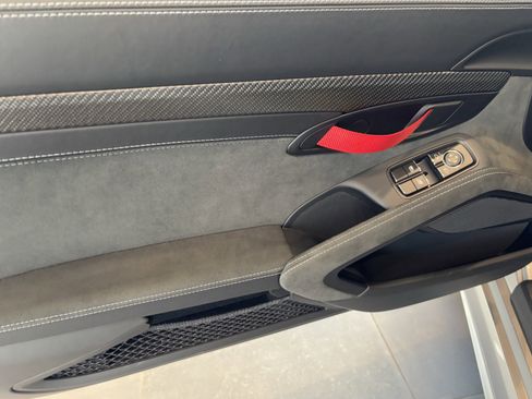Used 2025 Porsche 718 Cayman GT4 RS image 14