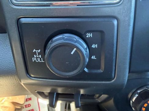 Used 2022 Ford F250 XLT w/ XLT Premium Package image 19