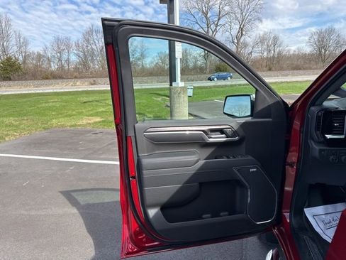 New 2026 Chevrolet Silverado 1500 LTZ w/ LTZ Premium Package image 15