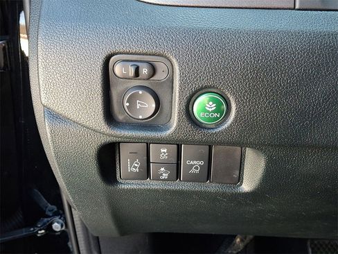 Used 2023 Honda Ridgeline Sport image 24