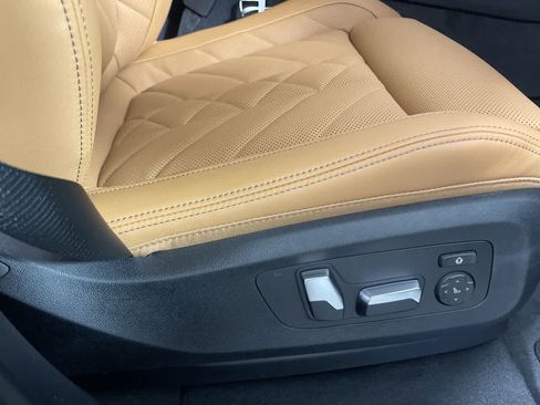 Used 2024 BMW X5 xDrive40i w/ Premium Package AWD/4WD image 18