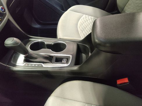 Used 2020 Chevrolet Equinox LS w/ LS Convenience Package image 26