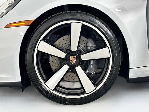 New 2026 Porsche 911 Carrera RWD image 31