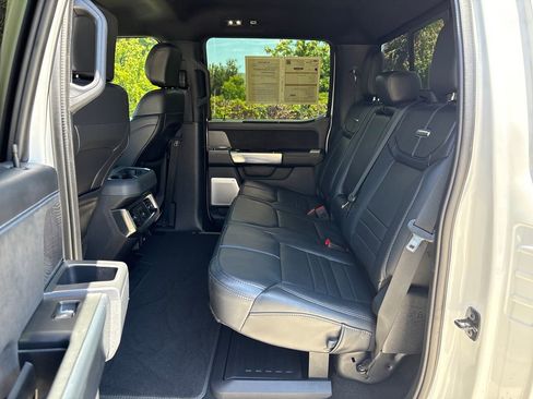 Certified 2025 Ford F250 Platinum AWD/4WD image 31