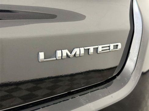 Used 2022 Jeep Compass Limited AWD/4WD image 40