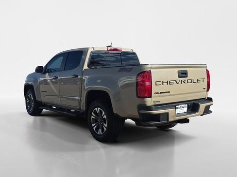 Used 2022 Chevrolet Colorado Z71 AWD/4WD image 3