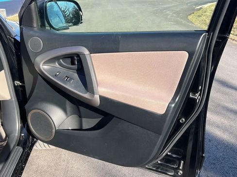 Used 2007 Toyota RAV4 4WD image 18