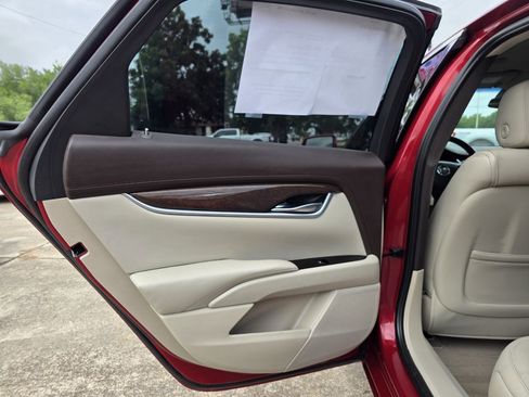 Used 2015 Cadillac XTS Luxury w/ Driver Awareness Package image 31