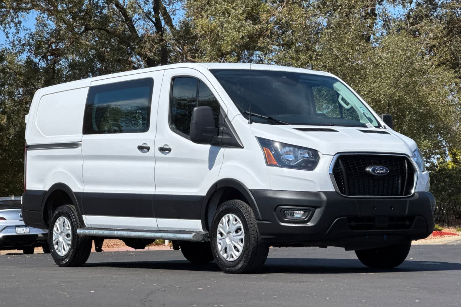 Used 2025 Ford Transit 250 Low Roof w/ Exterior Upgrade Package RWD image 8