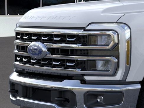 New 2026 Ford F250 Lariat w/ FX4 Off-Road Package AWD/4WD image 29