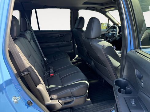 Certified 2024 Honda Passport TrailSport image 18