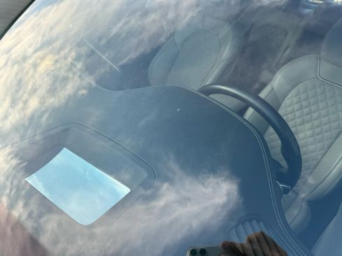 Used 2022 Genesis G70 3.3T image 57