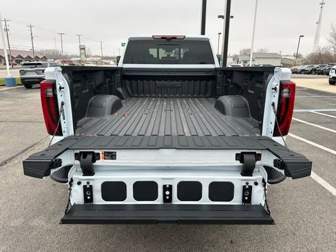 New 2026 GMC Sierra 3500 Denali w/ Denali Reserve Package image 19