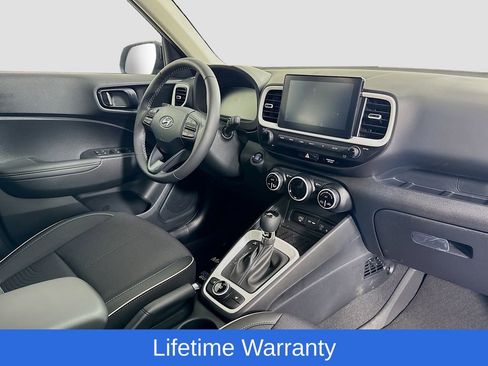 New 2026 Hyundai Venue SEL image 29